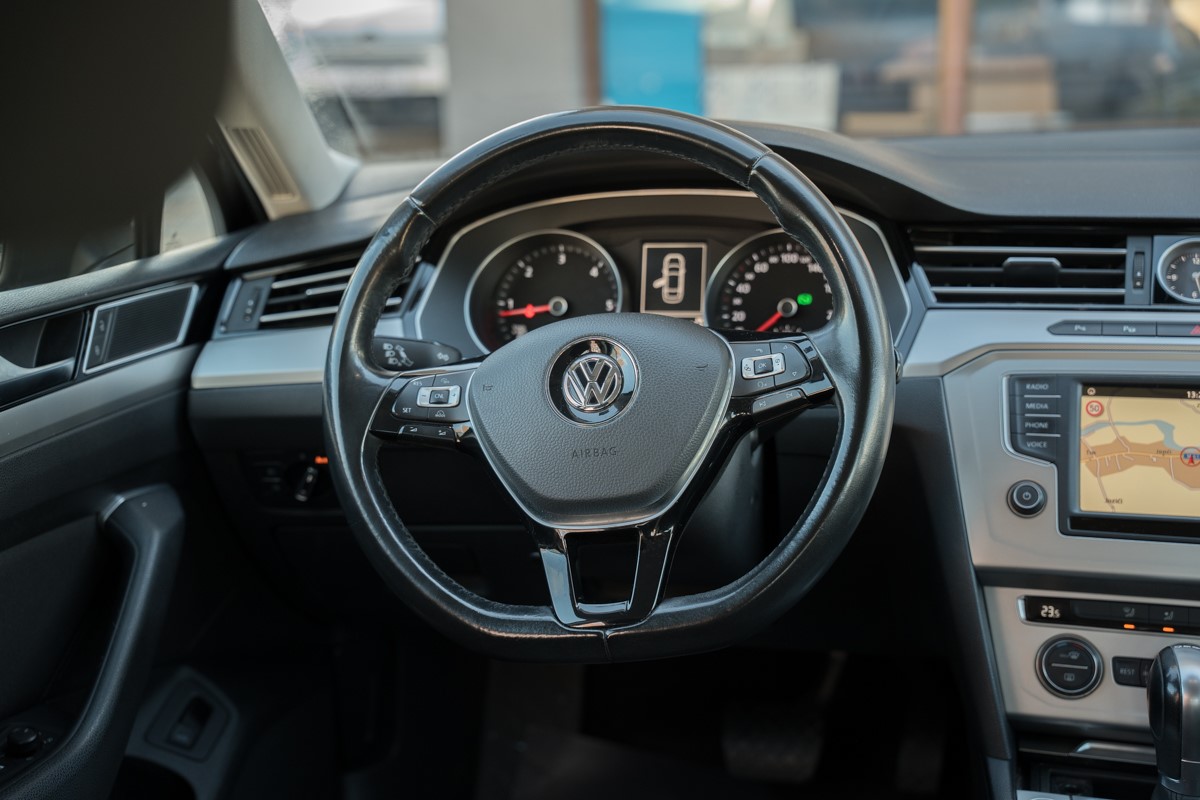Volkswagen Passat 1.6 TDI DSG