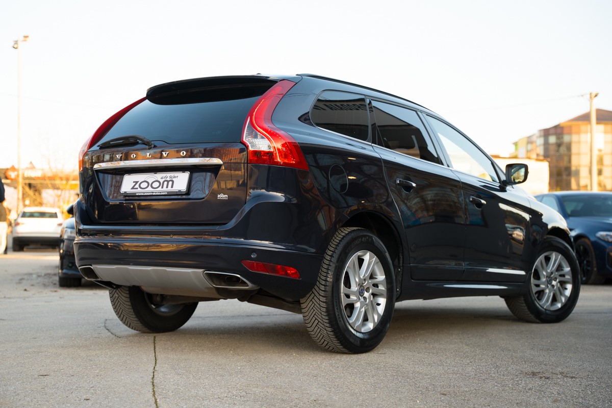 Volvo
 XC60 2.0 D