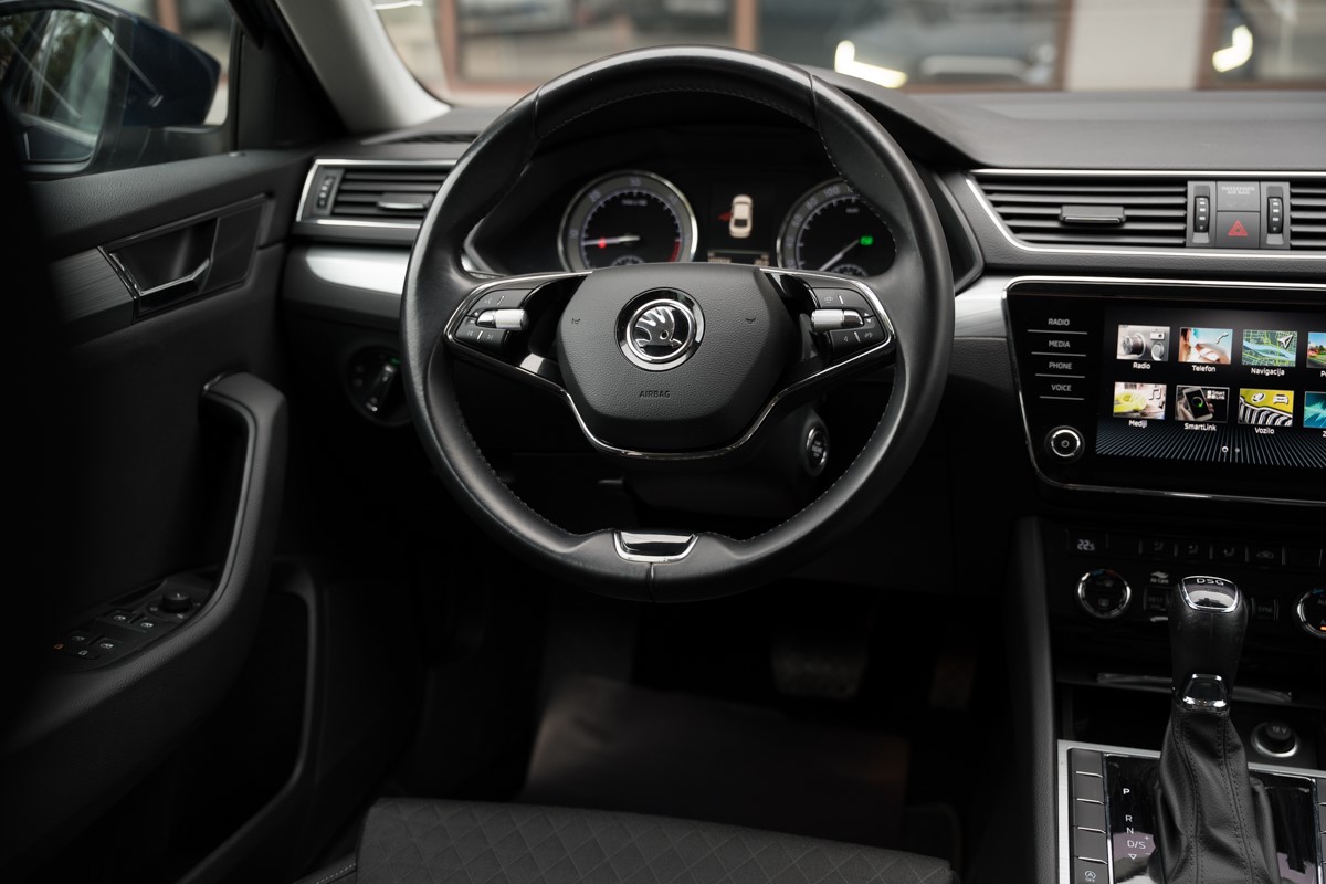 Škoda Superb 1.6 TDI DSG