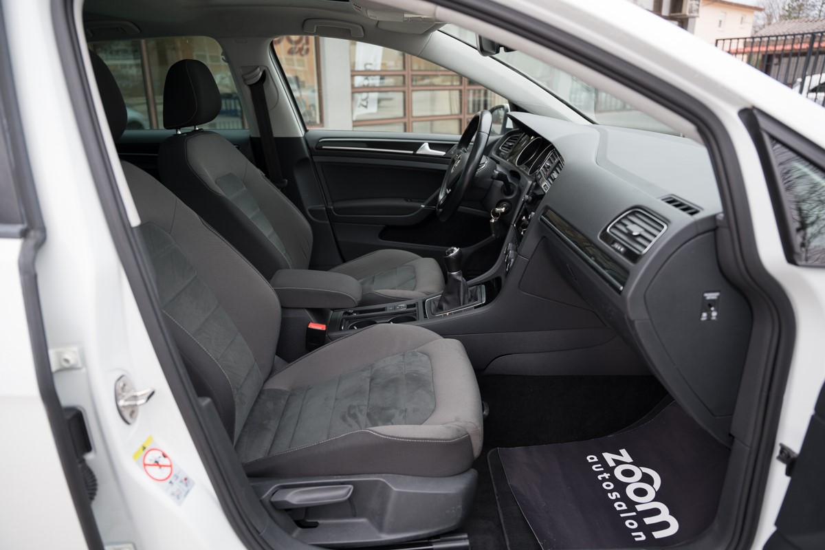 Volkswagen Golf 1.5 TSI