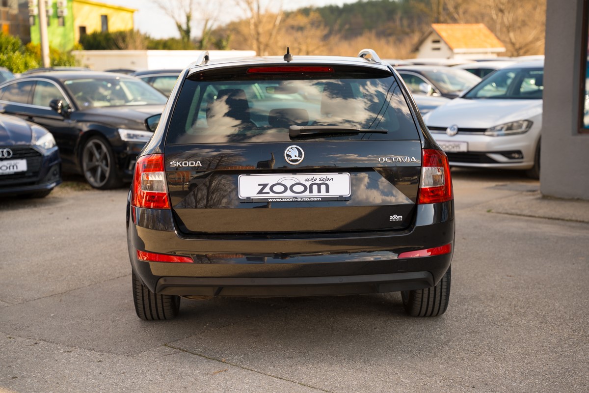 Škoda Octavia 2.0 TDI DSG JOY