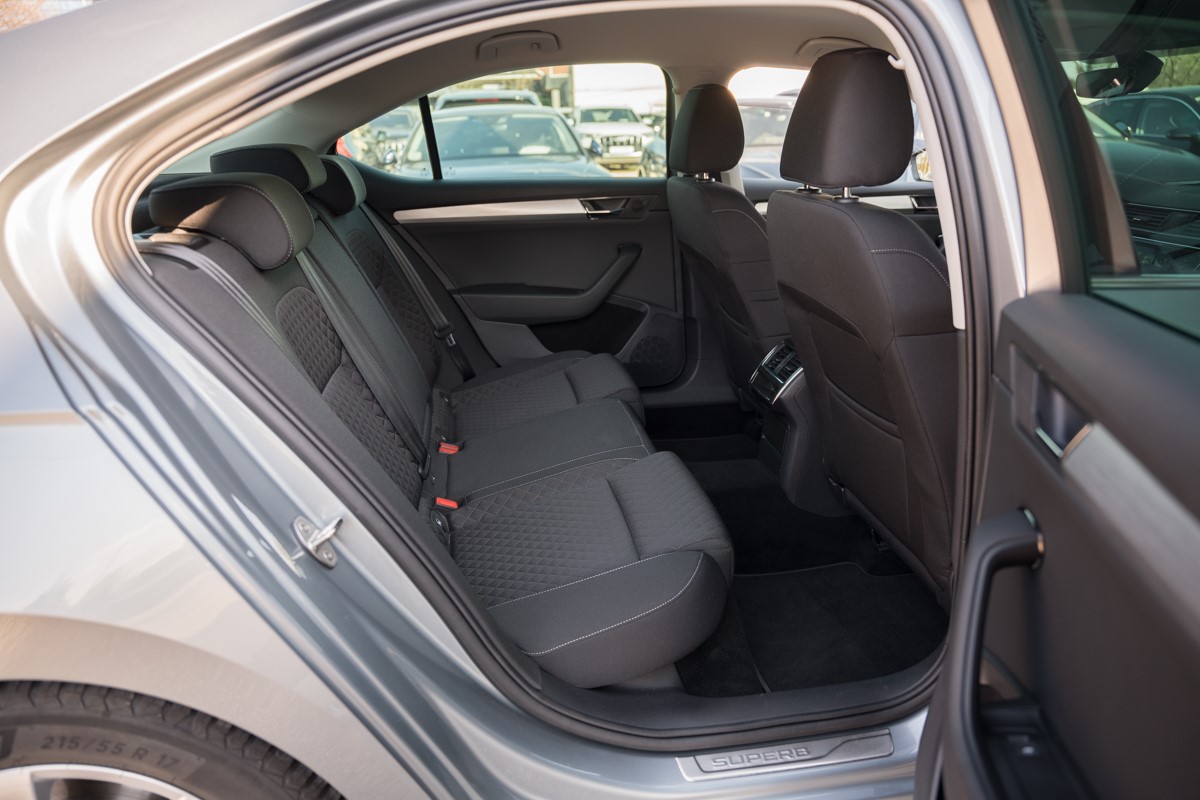 Škoda Superb 2.0 TDI DSG