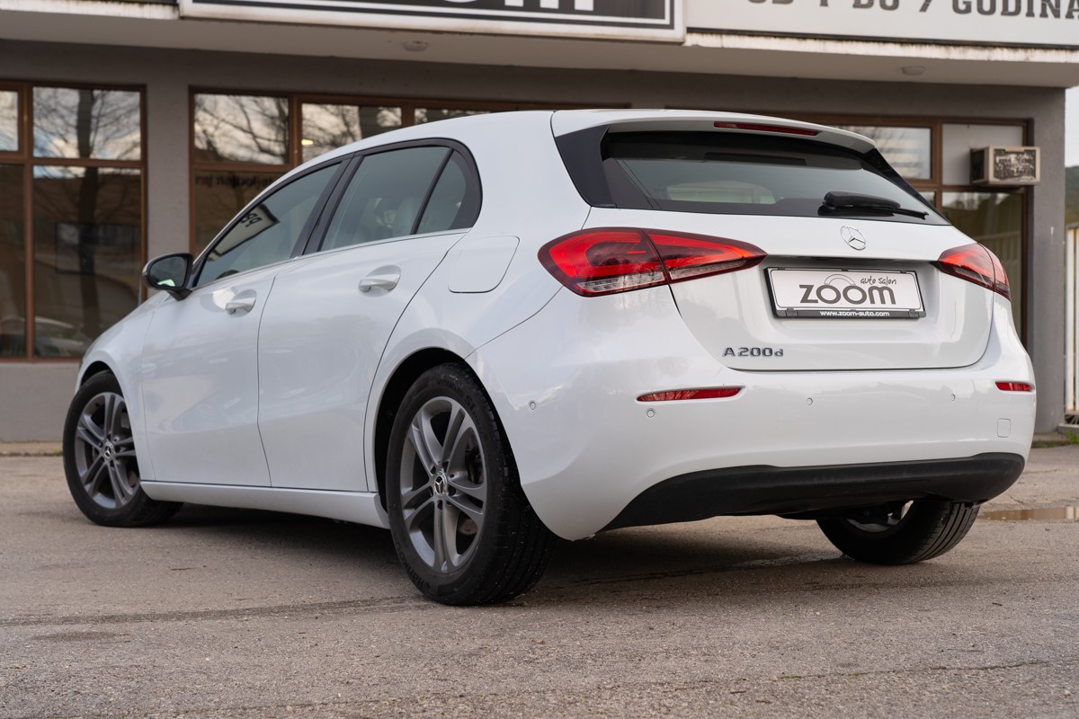 Mercedes-Benz A-Class 200d Business Line
