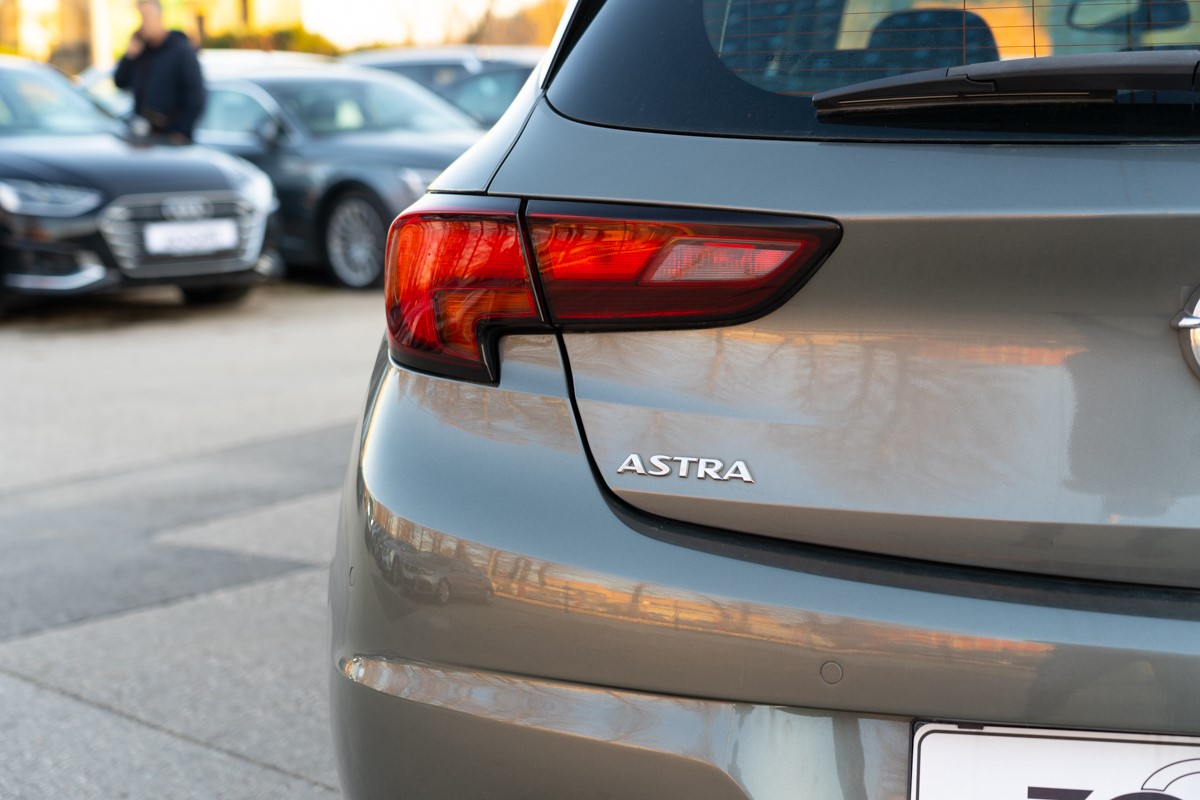 Opel Astra 1.6 D