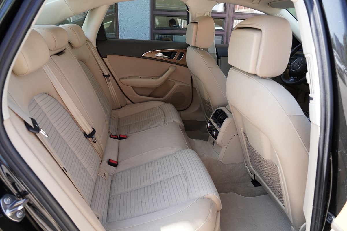Audi A6
 3.0 TDi Quattro S-Tronic