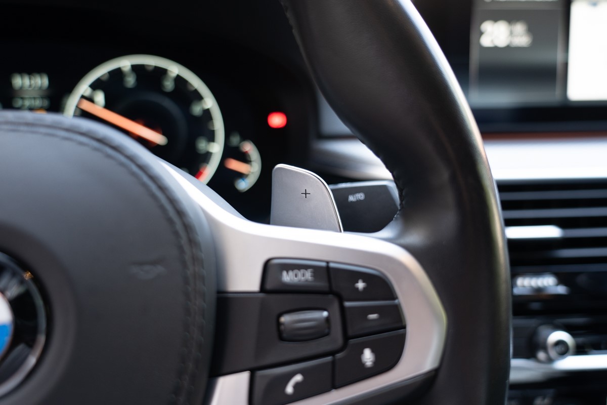 BMW
 5-Series 530 dA xDRIVE