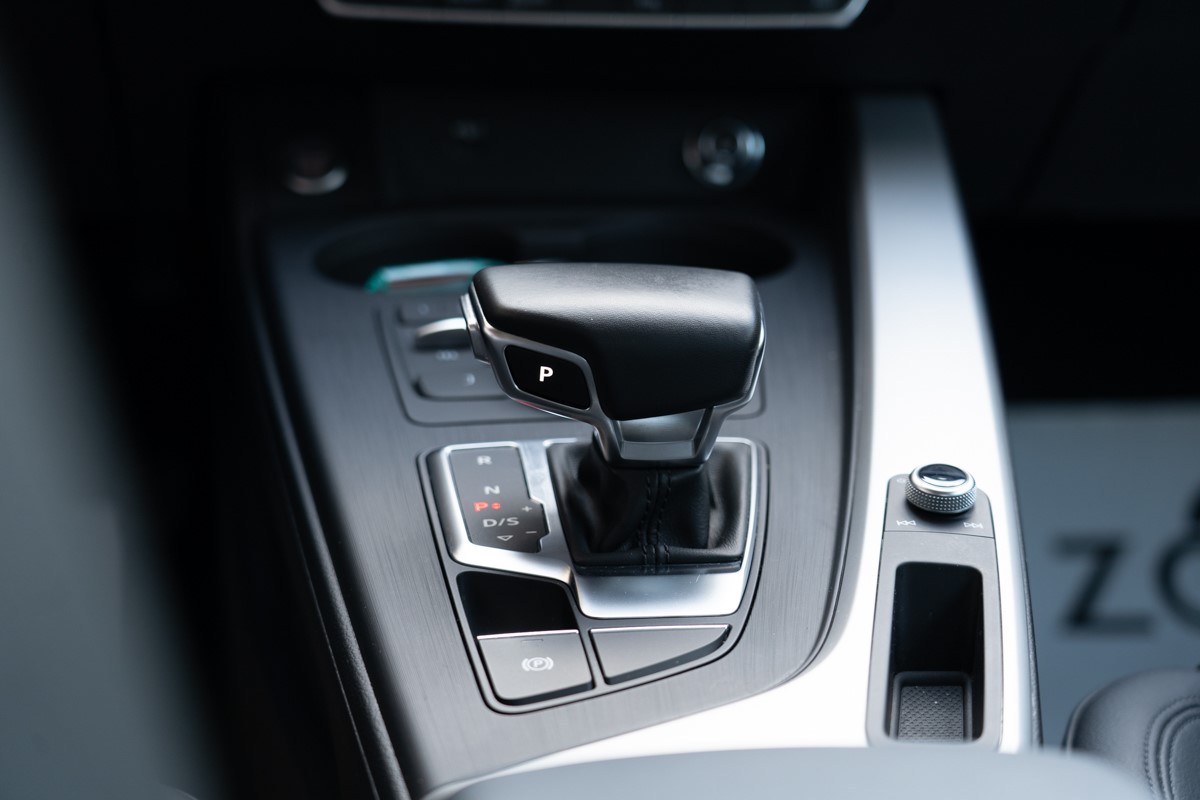 Audi A5
 35 TDi Sportback Business Edition S-tronic