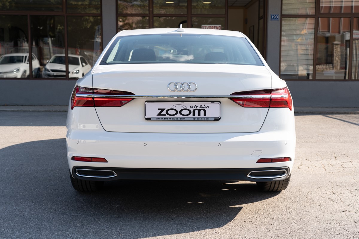 Audi A6
 40 TDi S-tronic