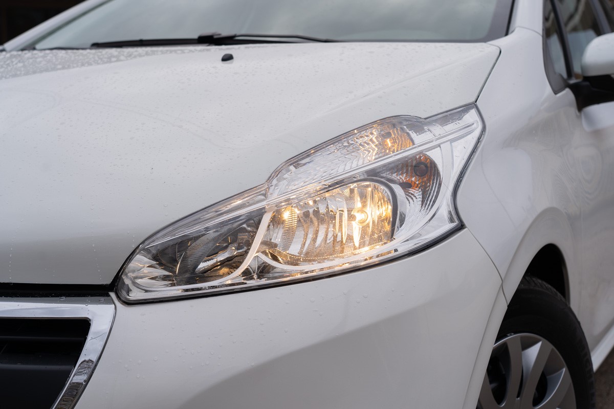 Peugeot 208 1,6 BlueHDI