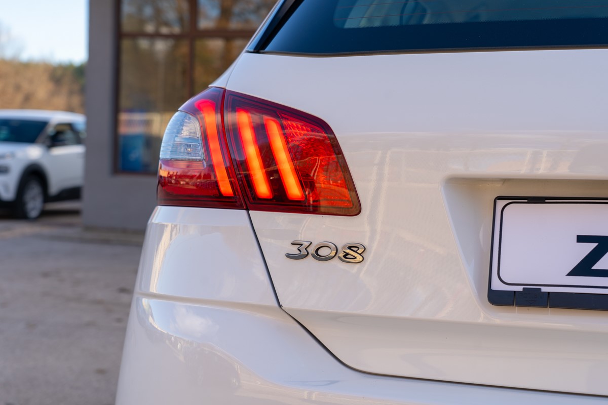 Peugeot 308 1,6 BlueHDI