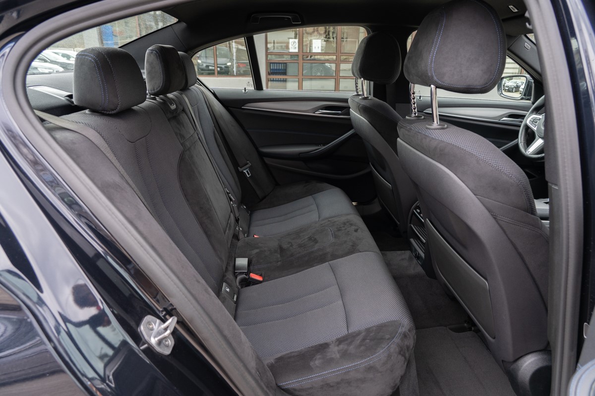 BMW
 5-Series 520dA  M Sportpaket