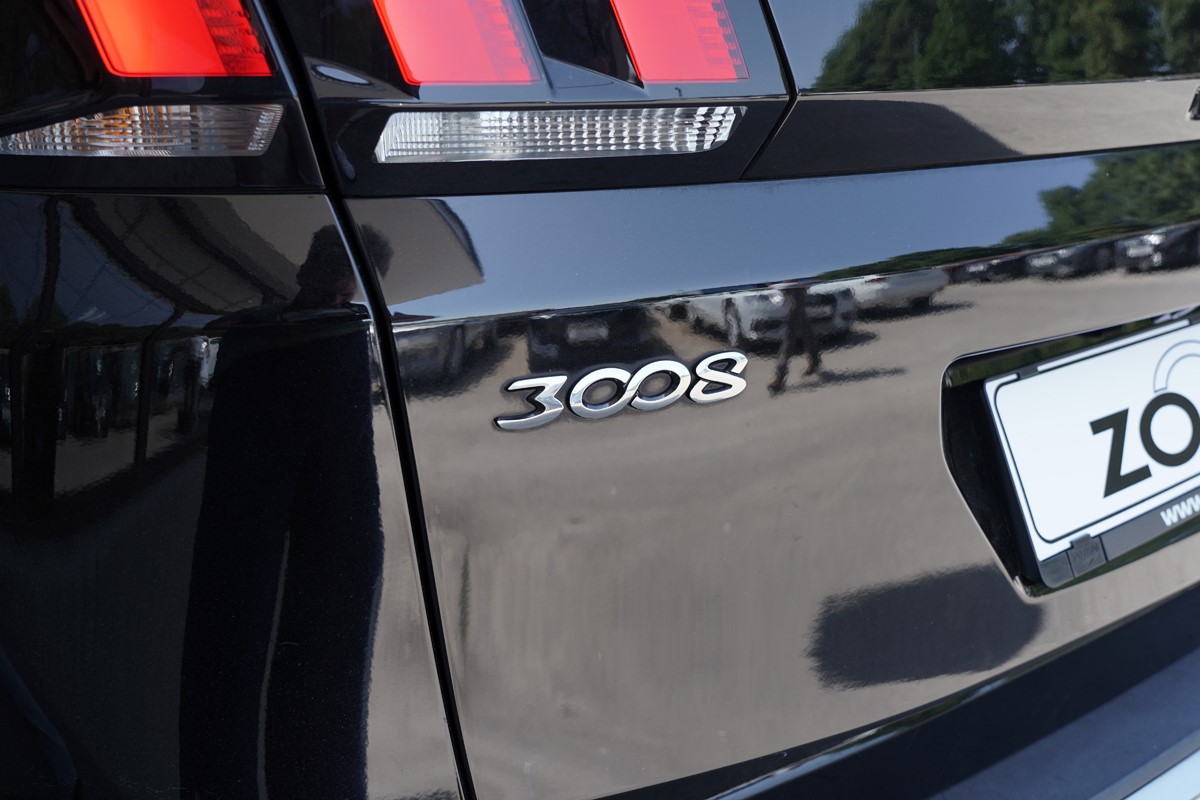Peugeot 3008 1,5 BlueHDI ALLURE