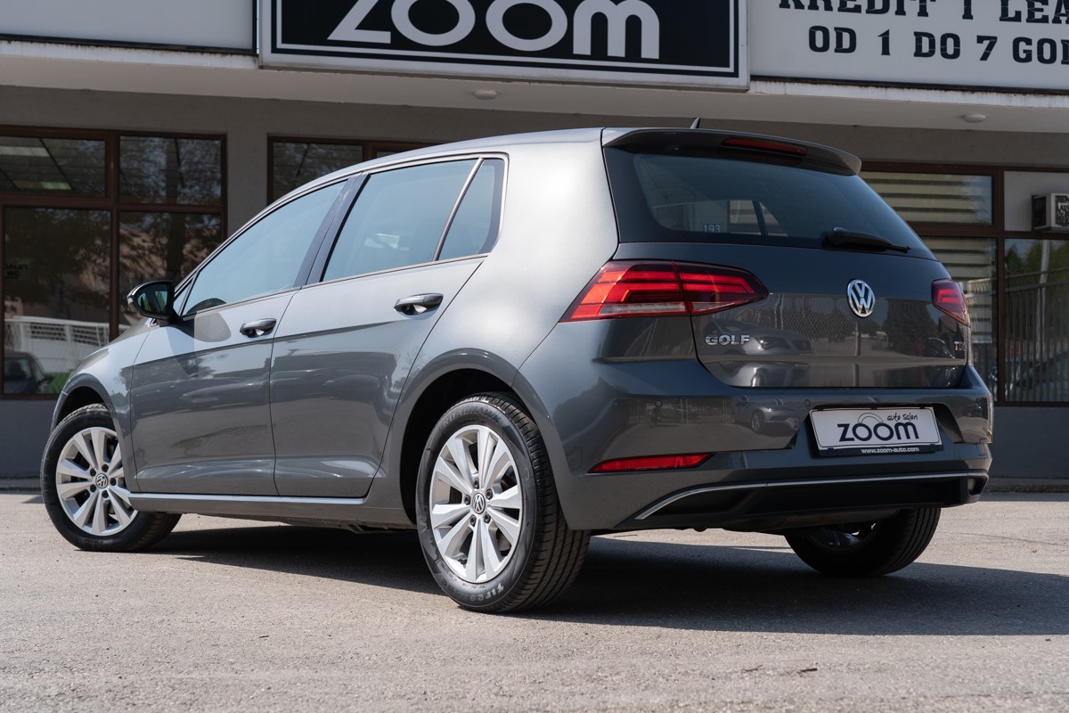Volkswagen Golf 1,6 TDI CONFORTLINE BUSINESS