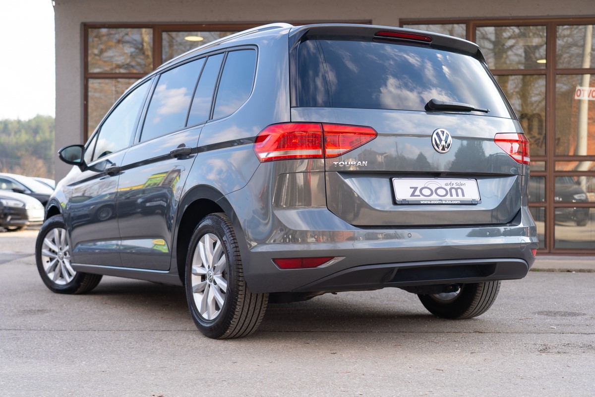 Volkswagen Touran 1,6 TDI DSG 7 sjedista