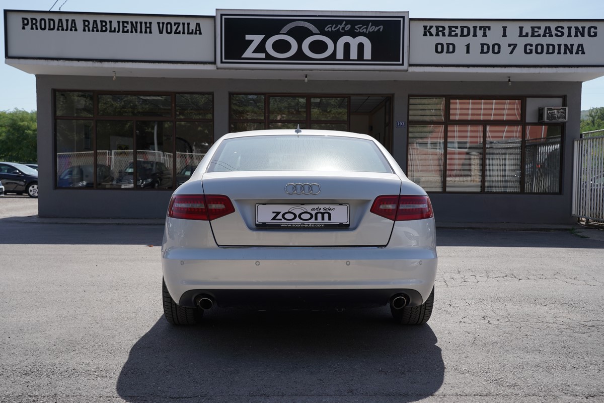 Audi A6
 2,7 TDI Quattro