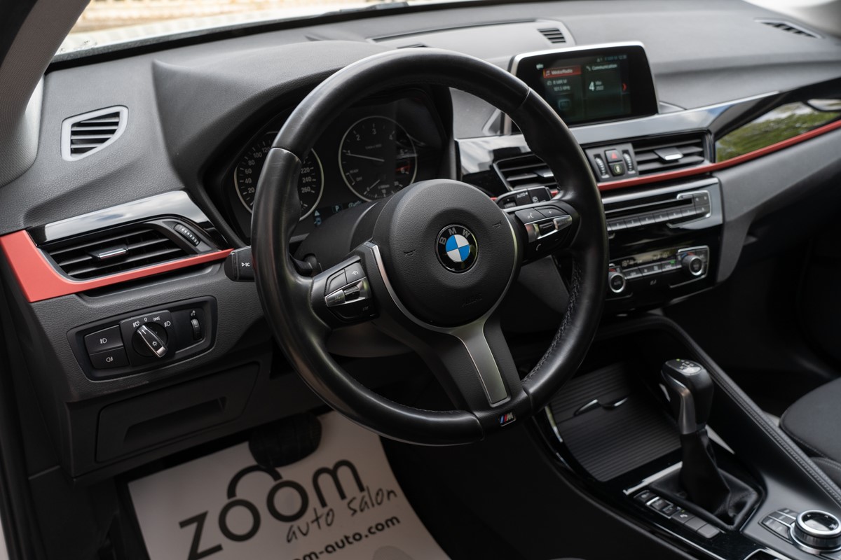 BMW
 X1 18 d SDrive