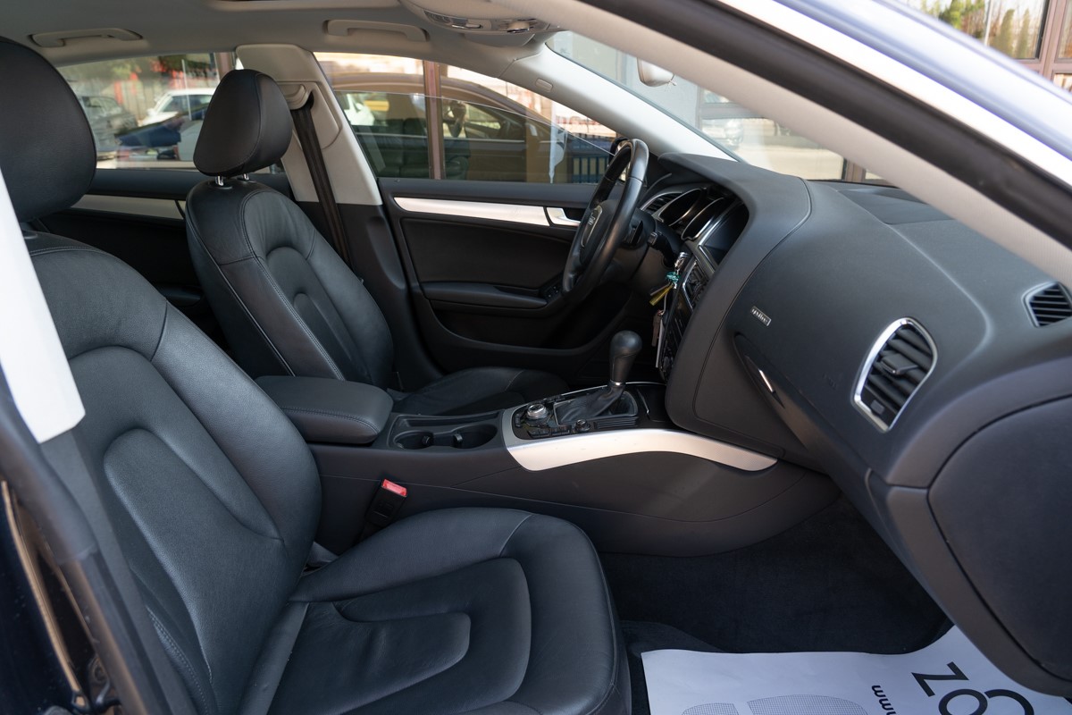 Audi A5
 3,0 TDI Quattro