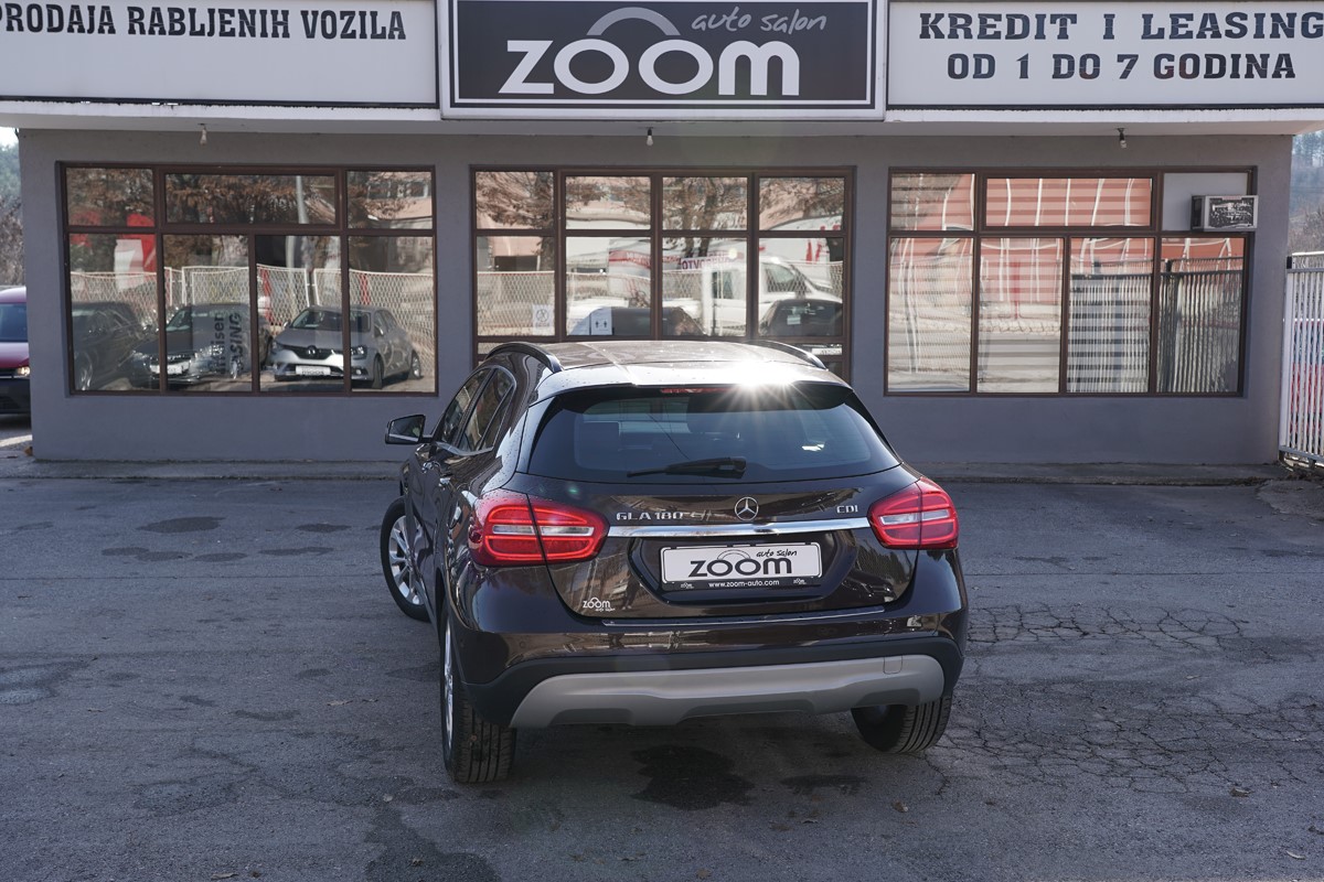 Mercedes-Benz GLA 180 CDI LEASE EDITION 