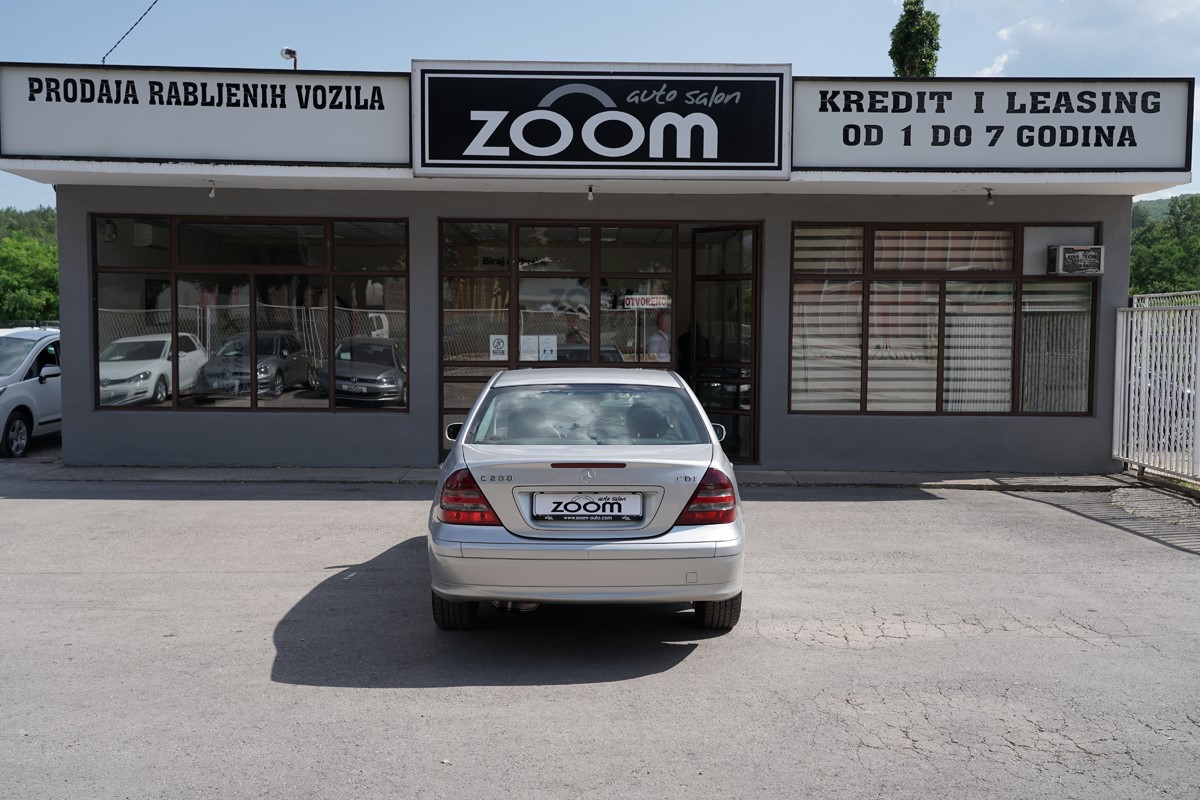 Mercedes-Benz C-Class
 C 200 CDI