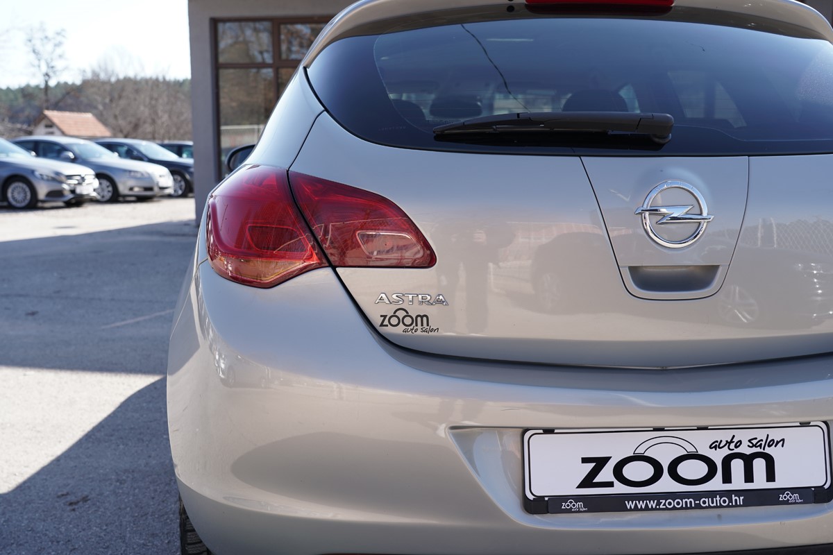 Opel Astra 1,7 CDTI