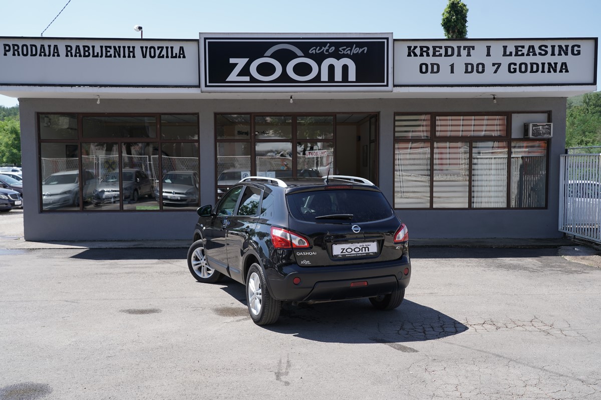 Nissan
 Qashqai 1,6 DCI 4X4