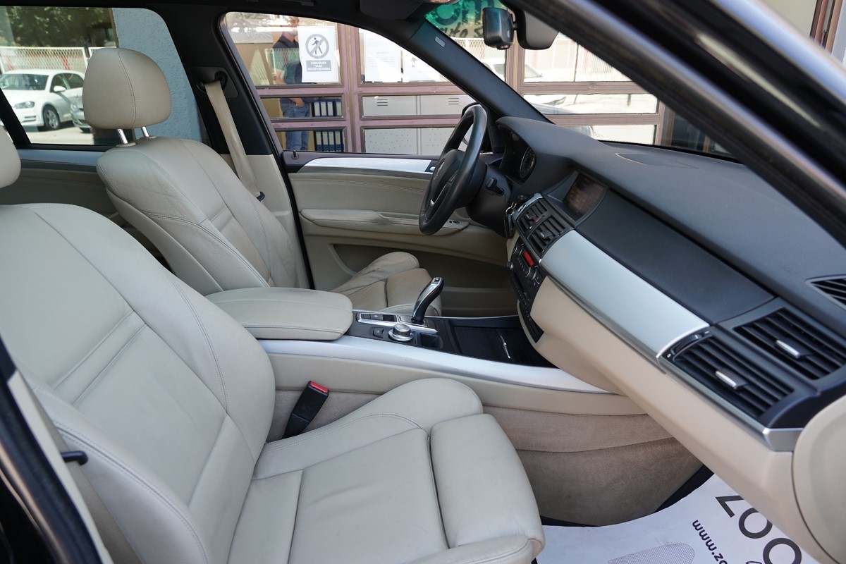 BMW
 X5
 3,0 D