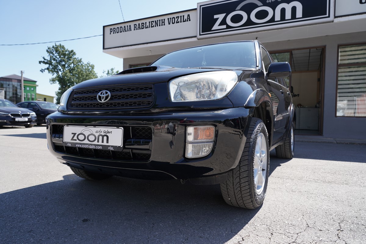 Toyota
 RAV4
 2,0 D