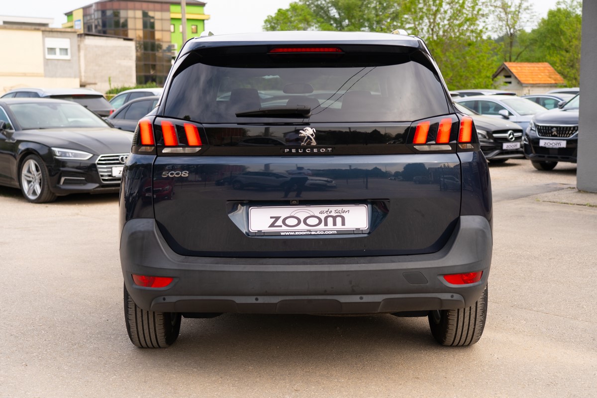 Peugeot 5008 1,5 BlueHDI