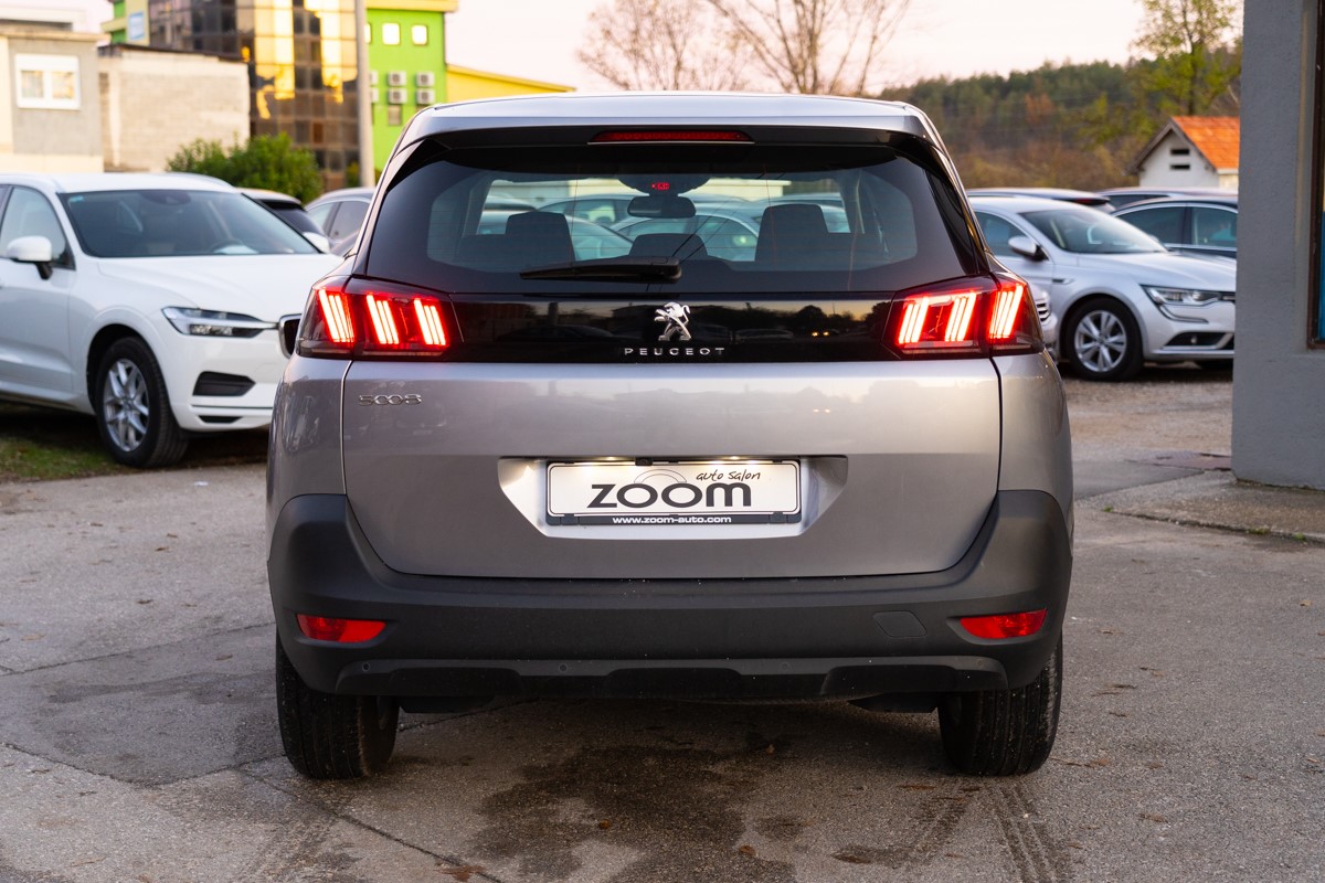 Peugeot 5008 1,5 BlueHDI