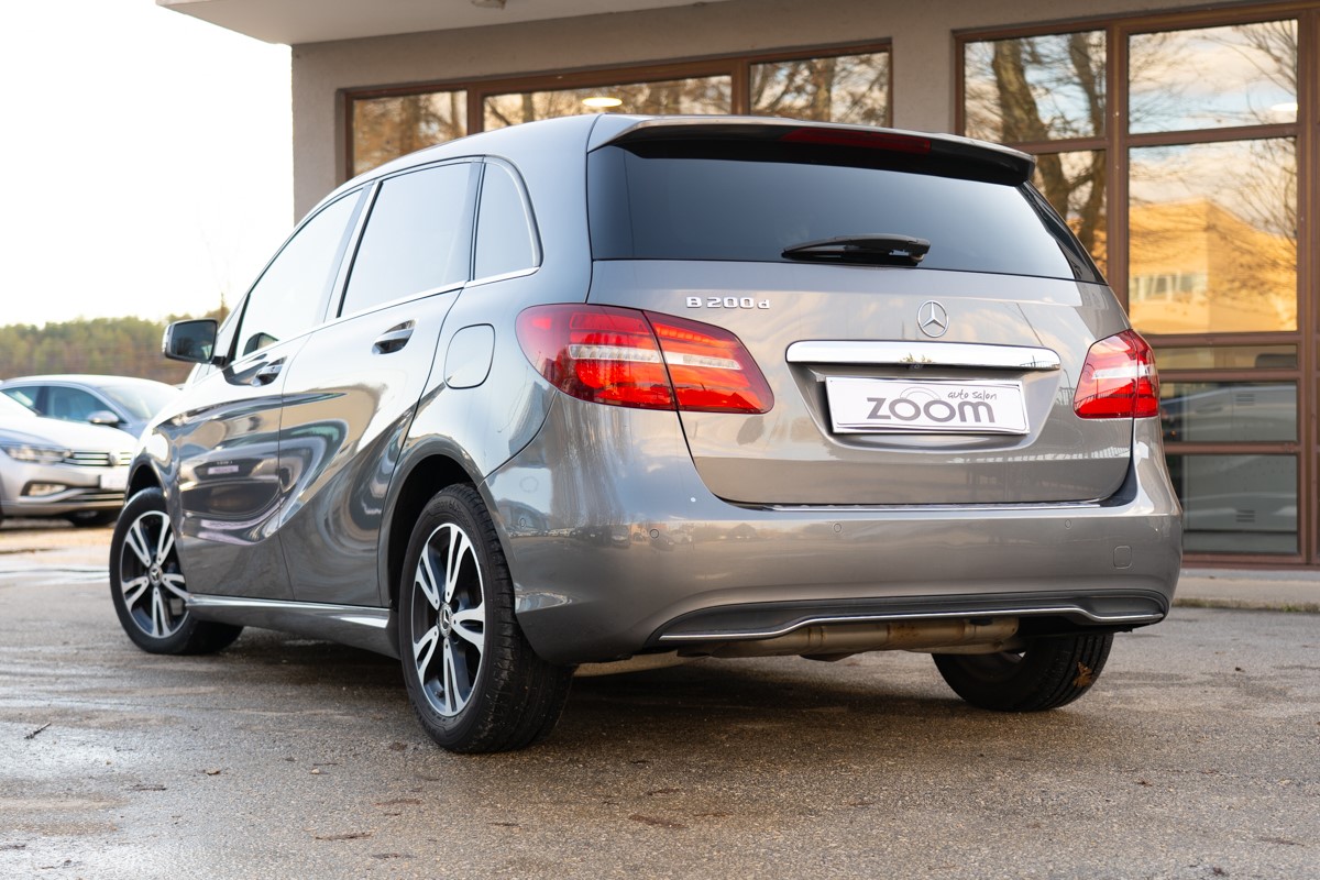 Mercedes-Benz B-Class B200