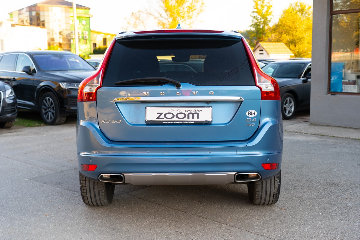 Volvo
 XC60 D4