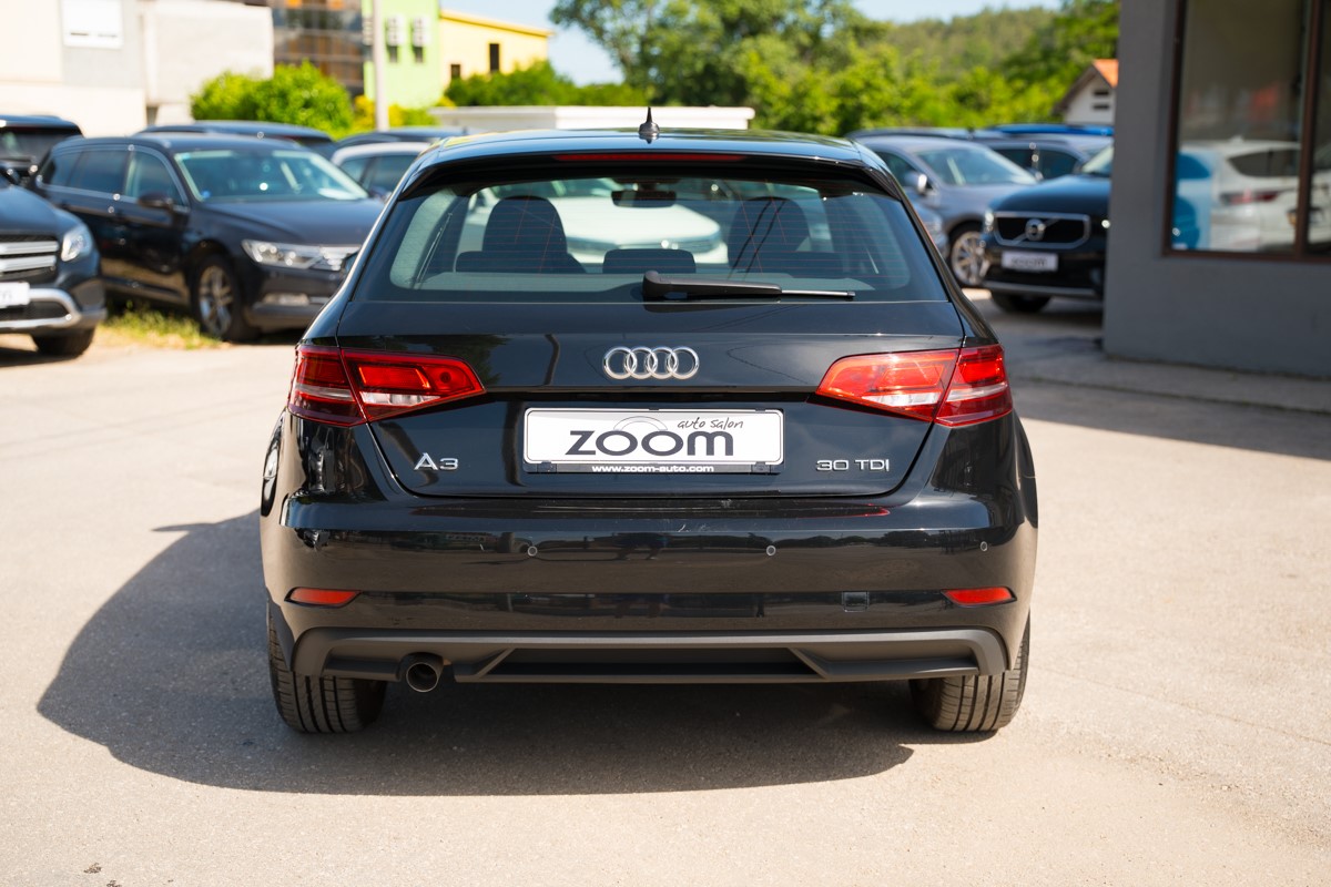 Audi A3
 30 TDI Sportback