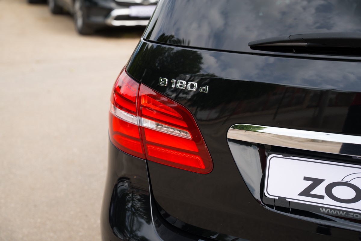 Mercedes-Benz B-Class 180 D