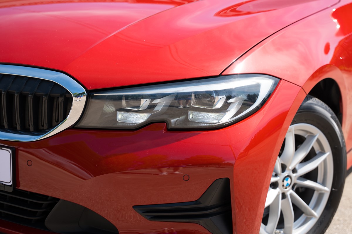 BMW
 3-Series 318D 