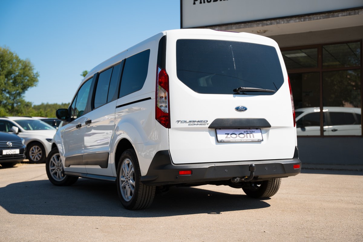 Ford
 Tourneo Connect 1.5 TDCI 7 Sjedišta