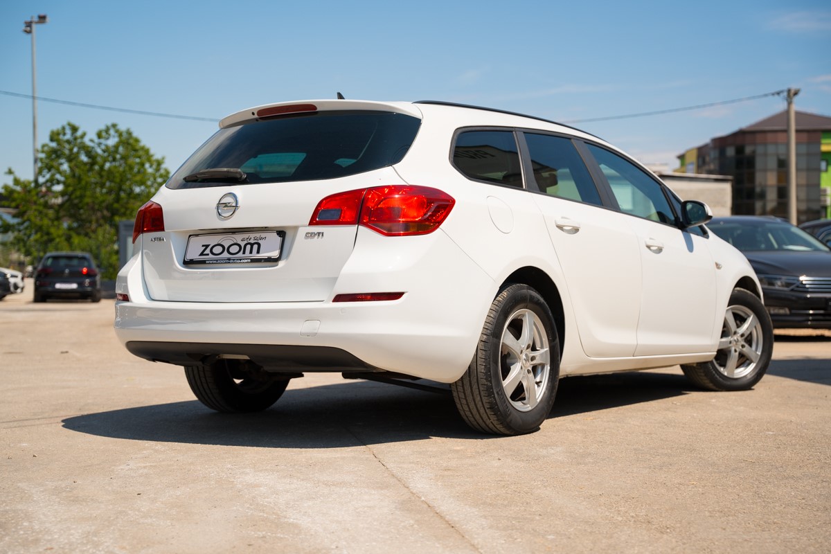 Opel Astra 1.7 CDTI