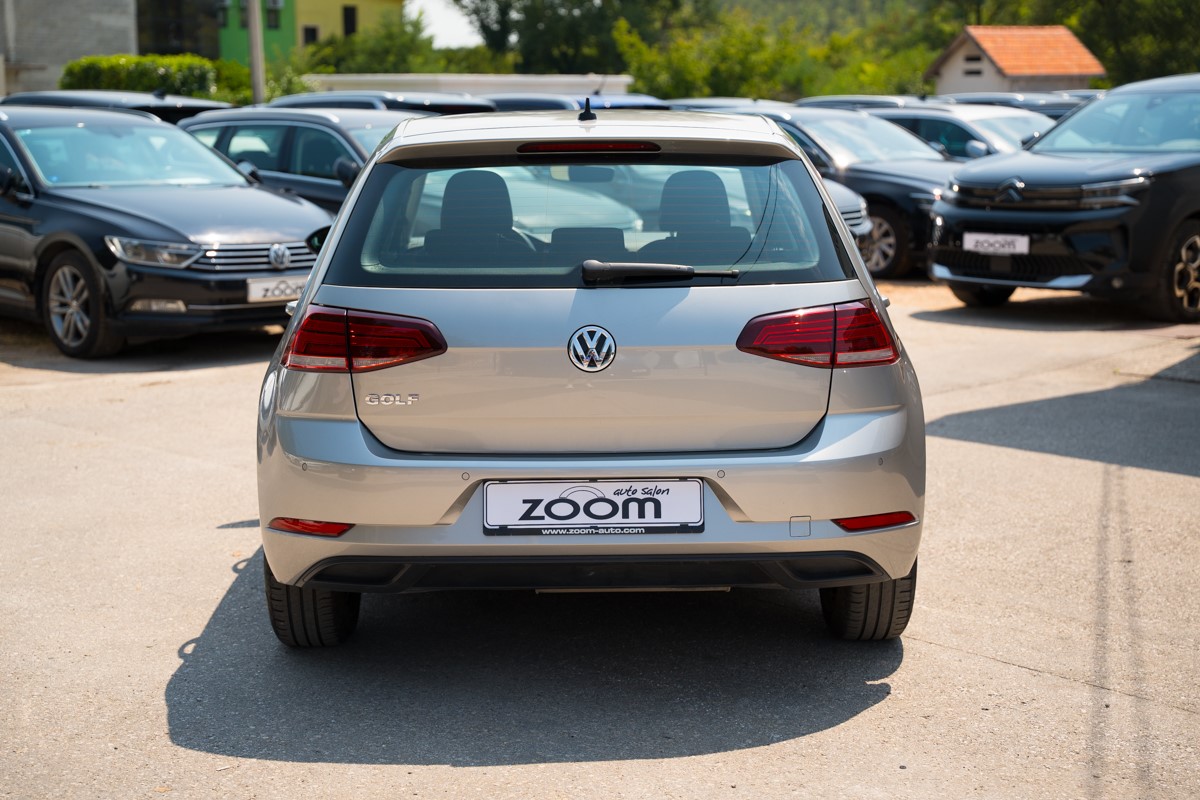 Volkswagen Golf 1.6 TDI