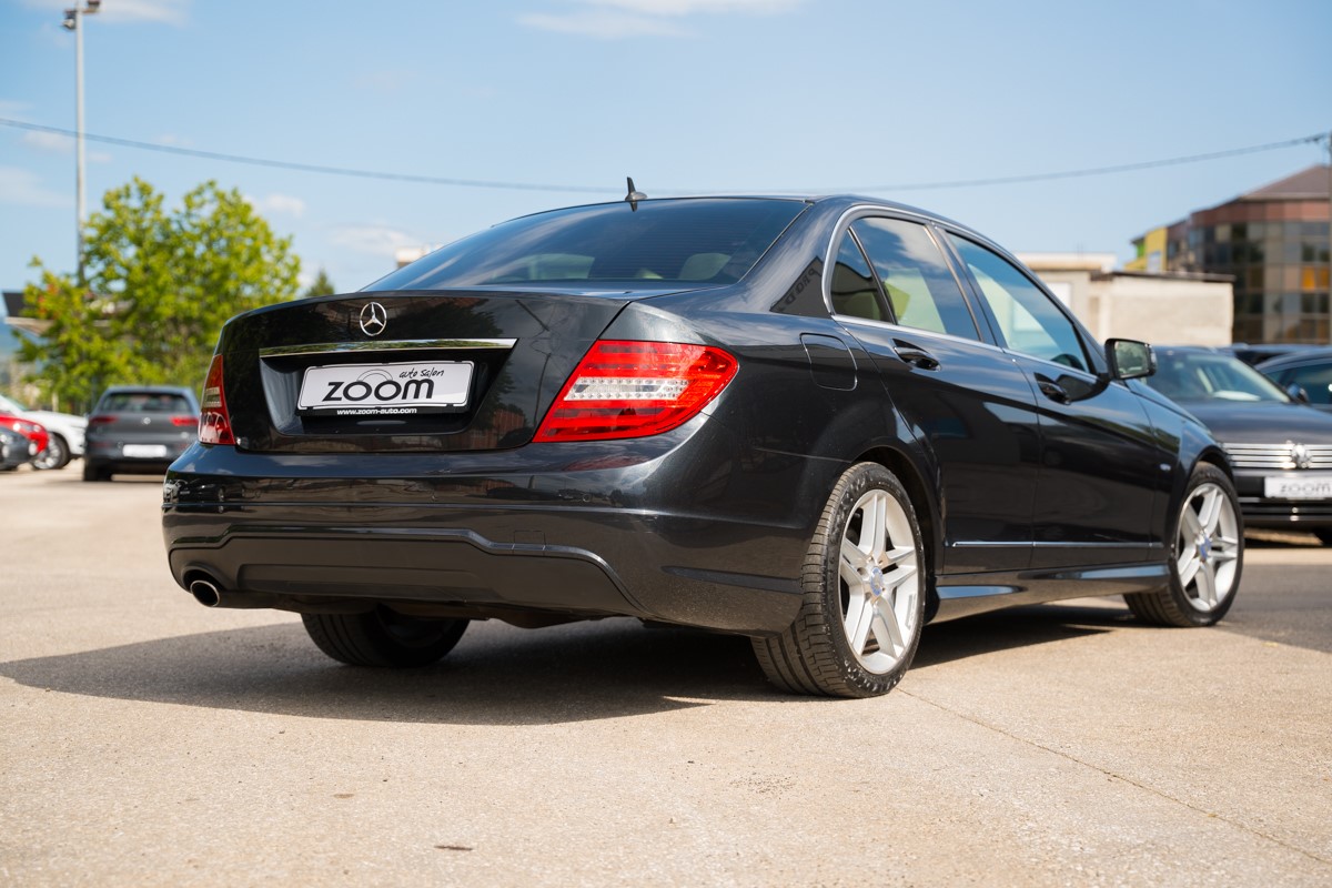 Mercedes-Benz C-Class
 200 CDI AMG