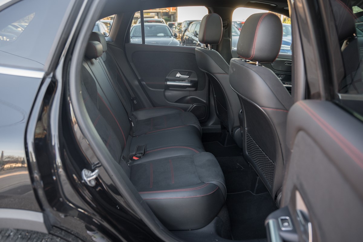 Mercedes-Benz GLA 200 D AMG