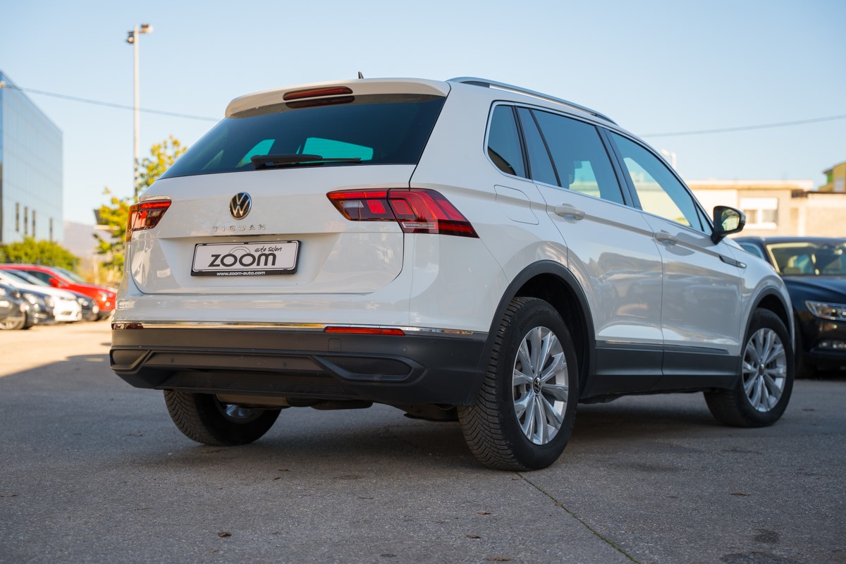 Volkswagen Tiguan
 2.0 TDI DSG