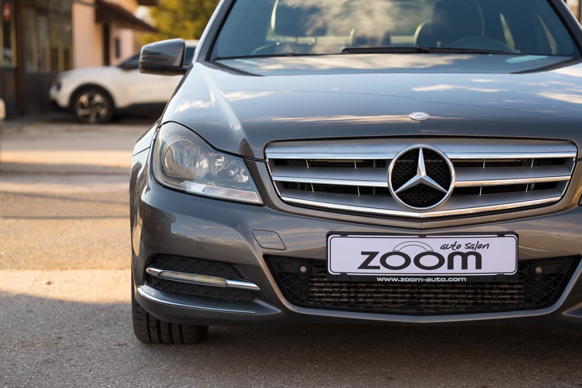 Mercedes-Benz C-Class
 200 CDI 