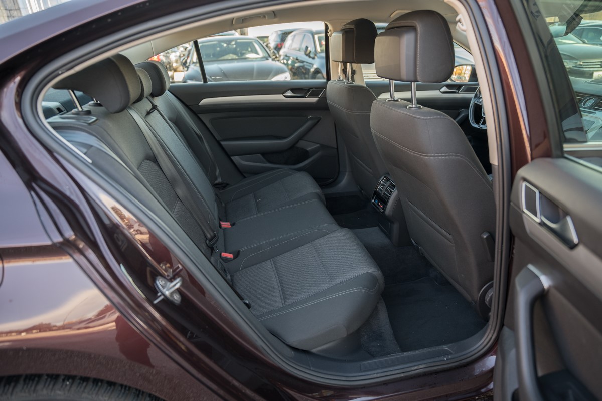 Volkswagen Passat 1.6 TDI DSG