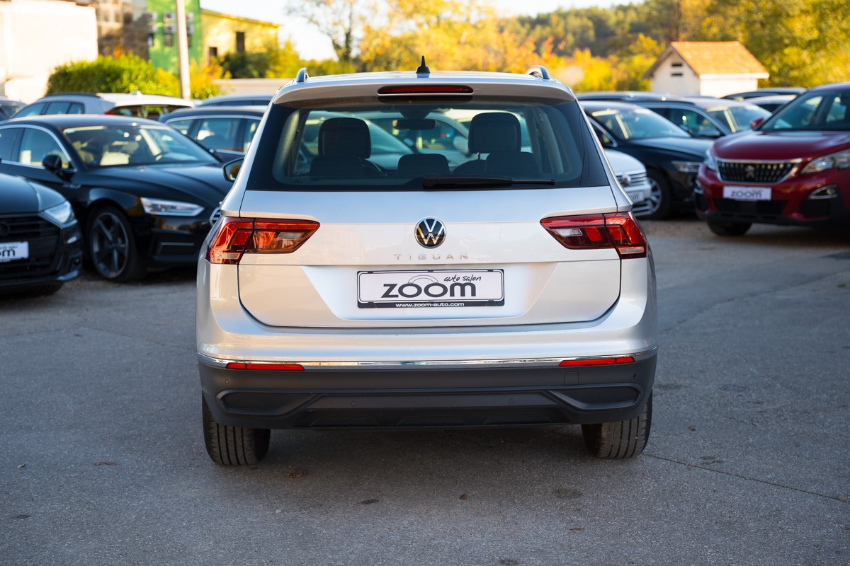 Volkswagen Tiguan
 2.0 TDI
