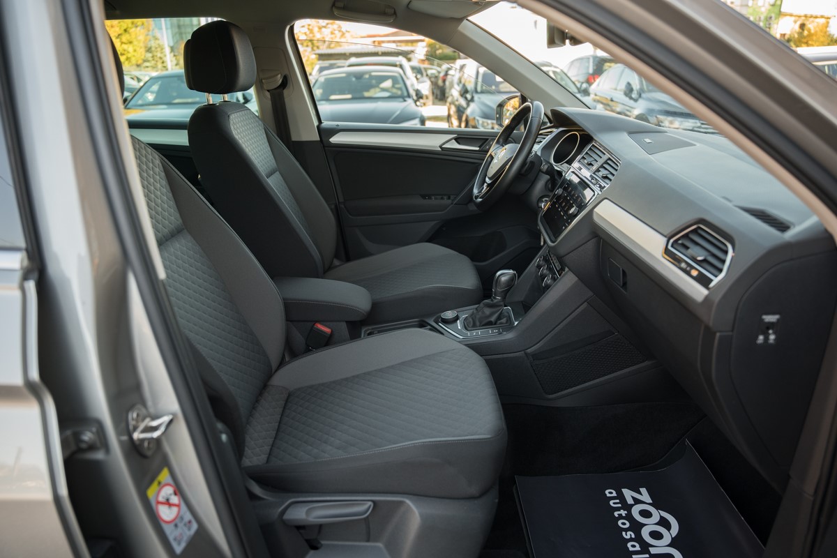 Volkswagen Tiguan
 2.0 TDI DSG 4MOTION