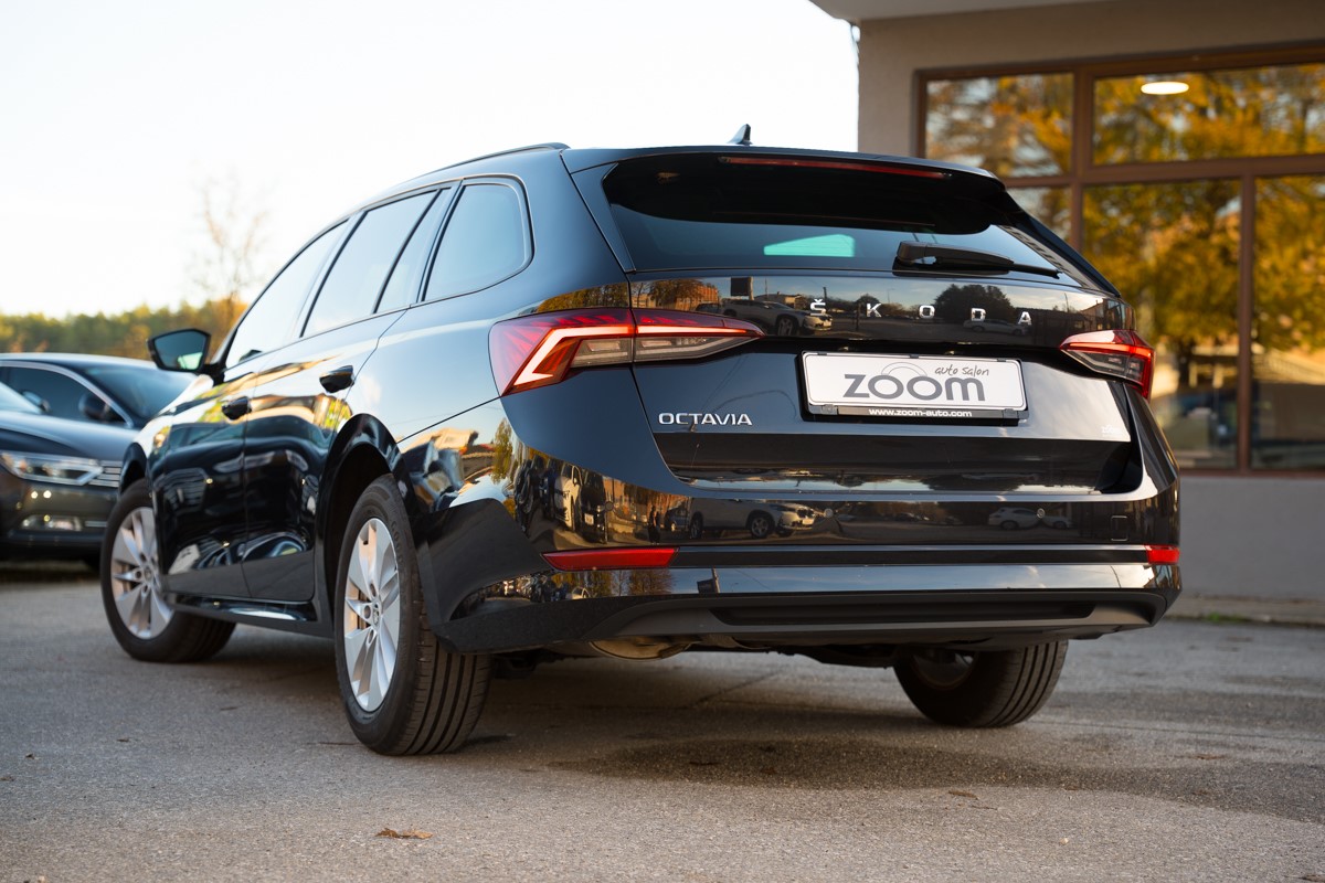 Škoda Octavia Combi 2.0 TDI DSG