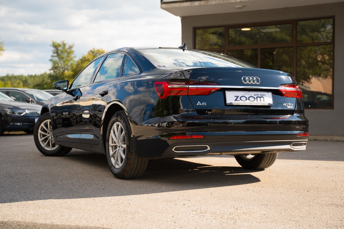 Audi A6
 40 TDI S-tronic QUATTRO