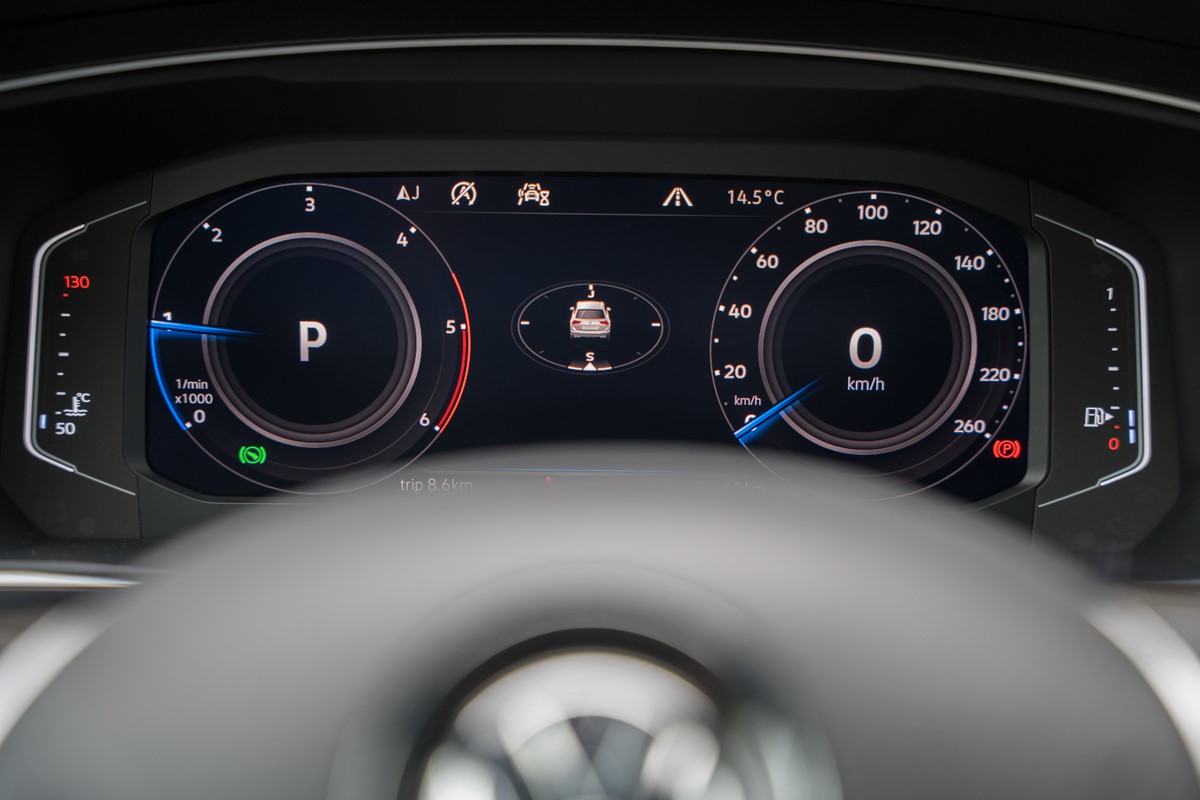 Volkswagen Tiguan
 2.0 TDI DSG 4MOTION