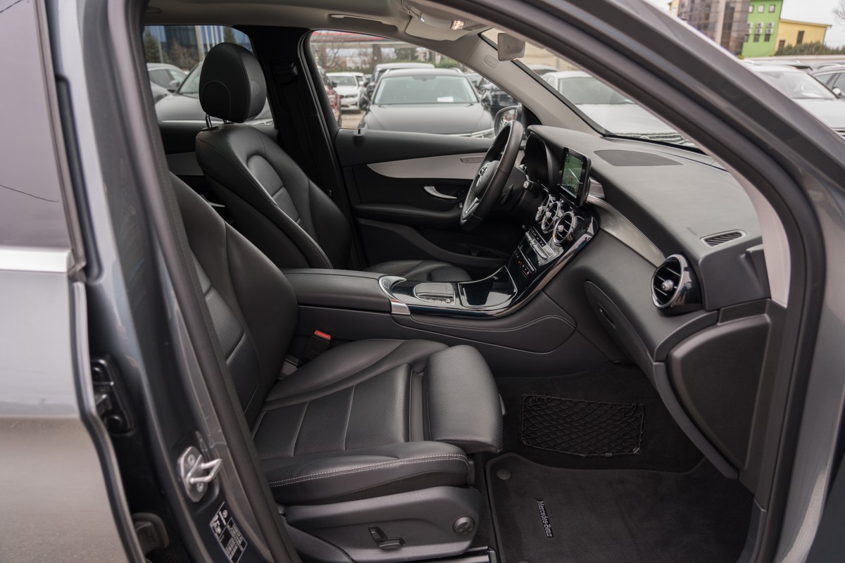 Mercedes-Benz GLC 220 D 4MATIC
