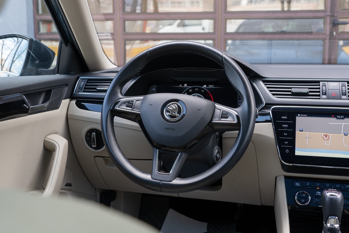 Škoda Superb Combi 2.0 TDi DSG L&K