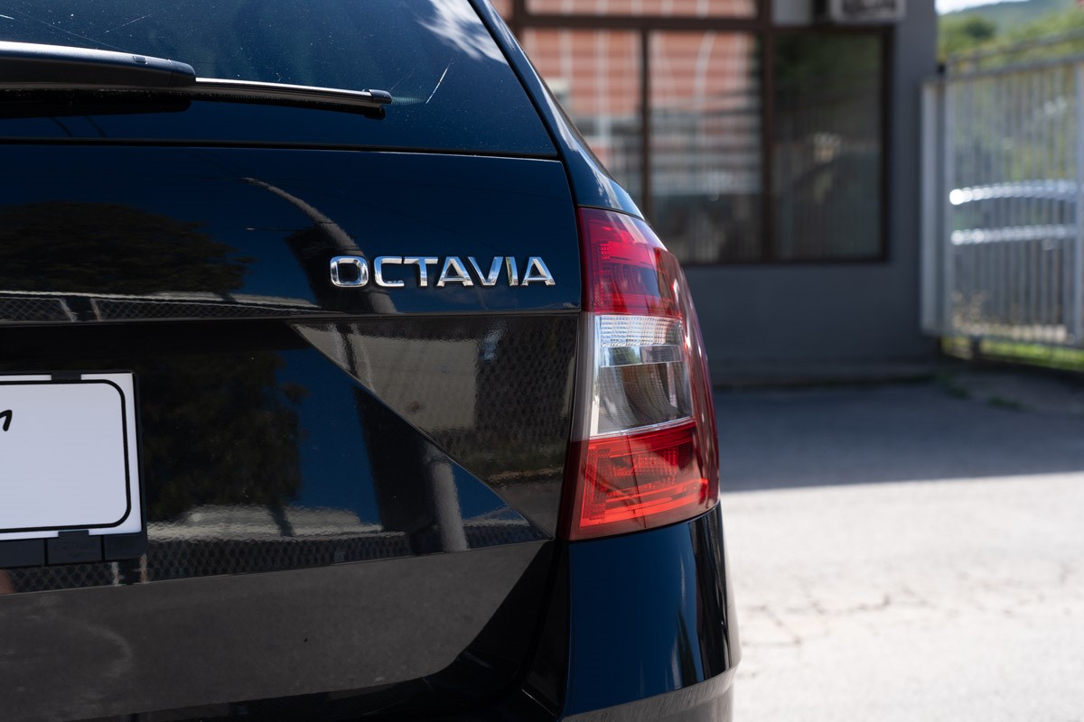 Škoda Octavia Combi 1,6 TDI BUSINESS DSG7